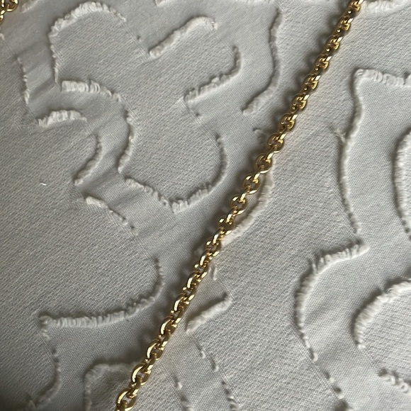 Salvatore Ferragamo Vara Mini bag lightly worn , new chain  black pebble leather - Picture 6 of 16